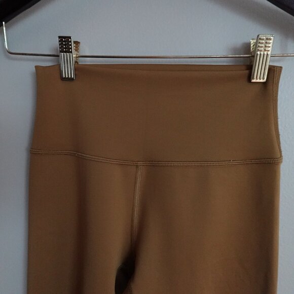 Alo 7/8 High-Waist Airlift Legging, Golden Olive Branch - Picture 3 of 5